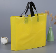 Load image into Gallery viewer, printed plastic packing shopping bags with handle,customized garment/clothing/gift packaging bag custom logo SN1318
